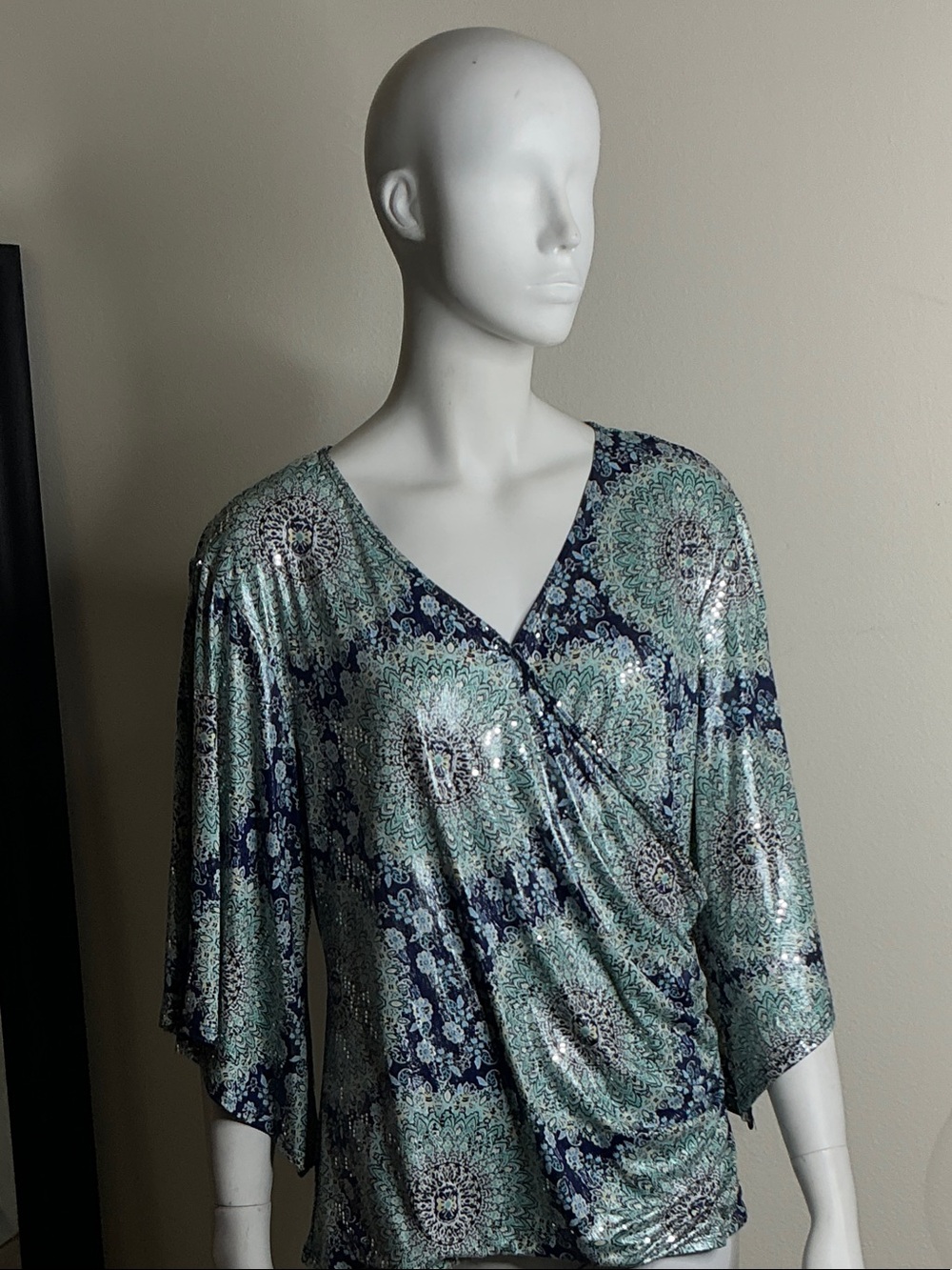 MSK Navy and Mint Medallion V-Neck Wrap Blouse